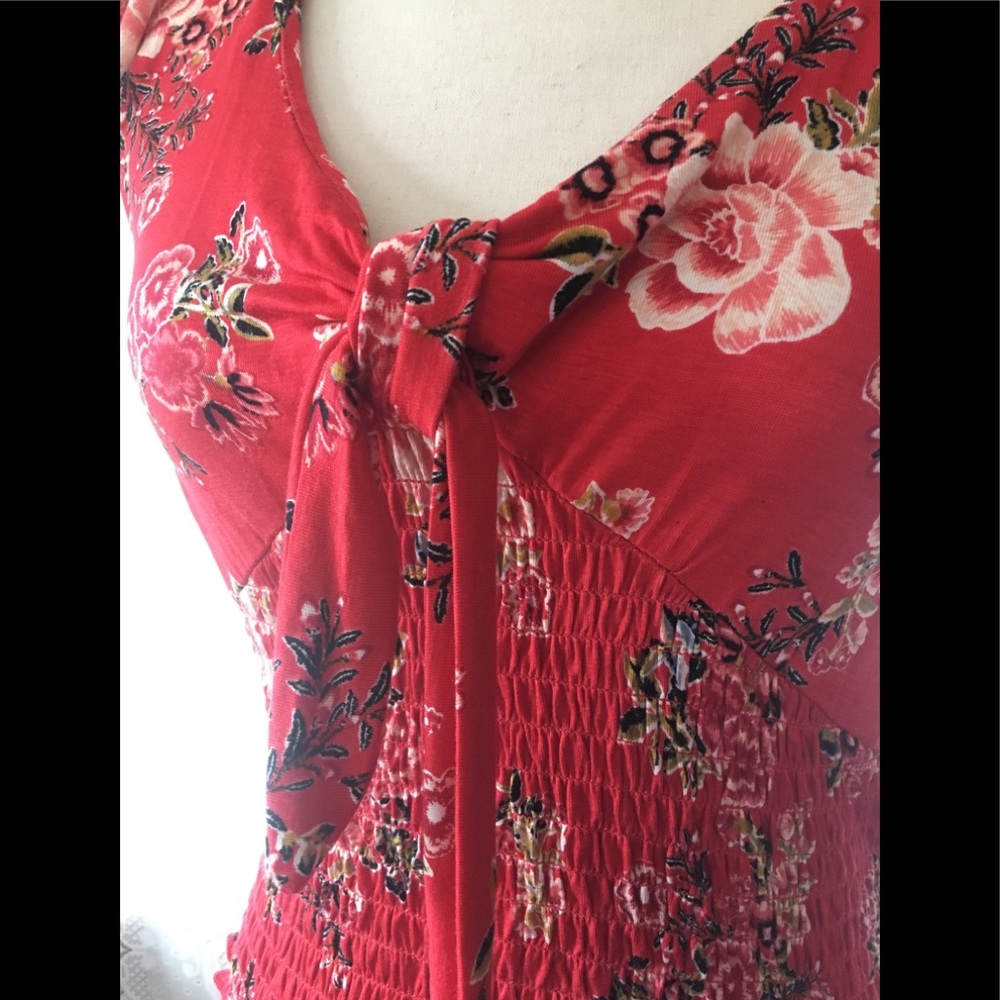 PIN-UP GirL Retro Style Floral Bandana-Like Top